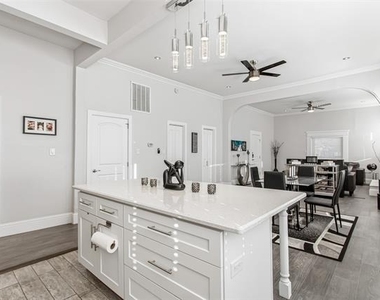 4719 Junius Street - Photo Thumbnail 19