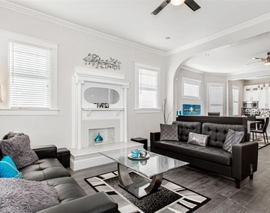 4719 Junius Street - Photo Thumbnail 5