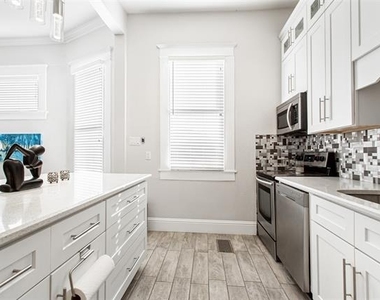 4719 Junius Street - Photo Thumbnail 17