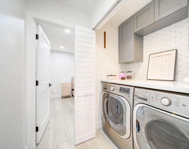 1853 Shower Tree Way - Photo Thumbnail 14