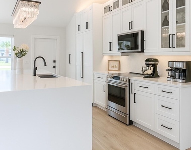 1853 Shower Tree Way - Photo Thumbnail 33