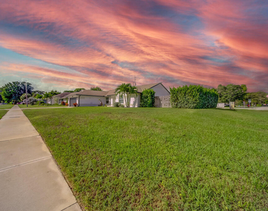 1853 Shower Tree Way - Photo Thumbnail 3