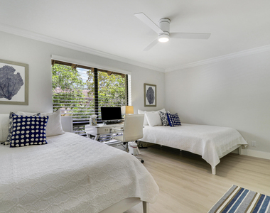 438 Brackenwood Lane S - Photo Thumbnail 33