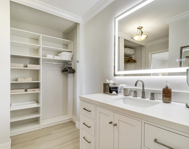 438 Brackenwood Lane S - Photo Thumbnail 29