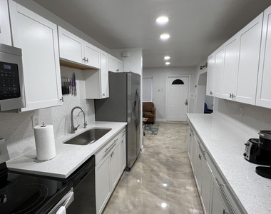 2648 Ne 15th Terrace - Photo Thumbnail 25