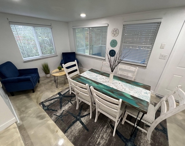 2648 Ne 15th Terrace - Photo Thumbnail 12