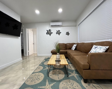 2648 Ne 15th Terrace - Photo Thumbnail 30