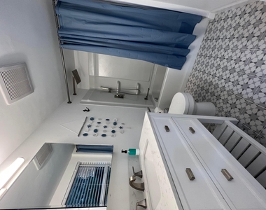 2648 Ne 15th Terrace - Photo Thumbnail 17