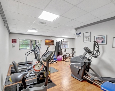 2340 Sw 22nd Avenue - Photo Thumbnail 34