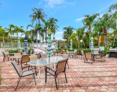 2340 Sw 22nd Avenue - Photo Thumbnail 36