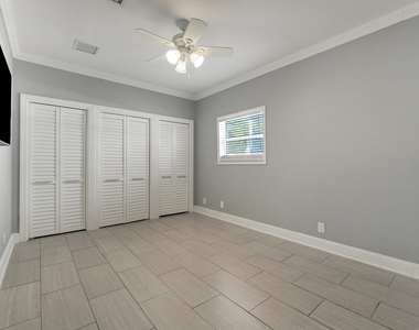 1827 Len Drive - Photo Thumbnail 10