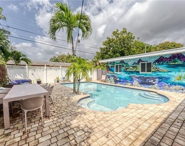 1517 Ne 17th Terrace - Photo Thumbnail 29