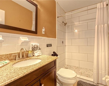 1517 Ne 17th Terrace - Photo Thumbnail 20