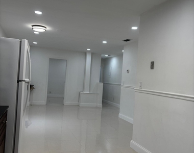 1549 Nw 60th Avenue - Photo Thumbnail 9