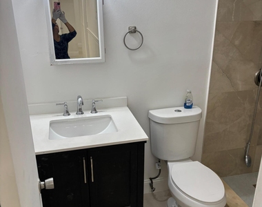 1549 Nw 60th Avenue - Photo Thumbnail 12