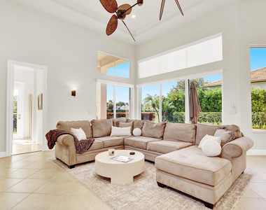 528 Les Jardin Drive - Photo Thumbnail 16