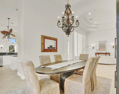 528 Les Jardin Drive - Photo Thumbnail 9