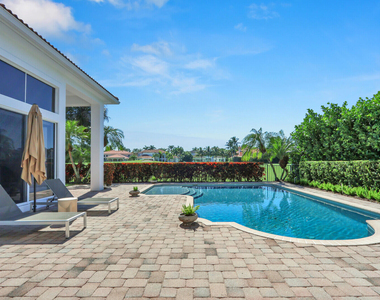 528 Les Jardin Drive - Photo Thumbnail 60