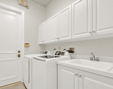 528 Les Jardin Drive - Photo Thumbnail 34