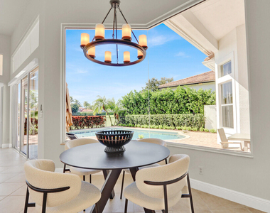 528 Les Jardin Drive - Photo Thumbnail 14