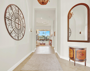 528 Les Jardin Drive - Photo Thumbnail 3