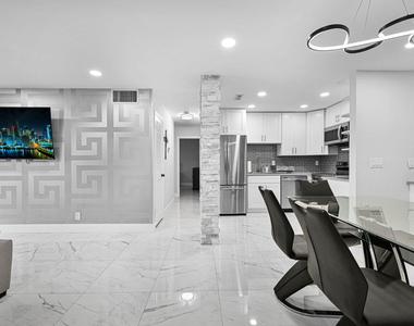 6279 Bay Club Drive - Photo Thumbnail 25