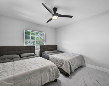 6279 Bay Club Drive - Photo Thumbnail 15