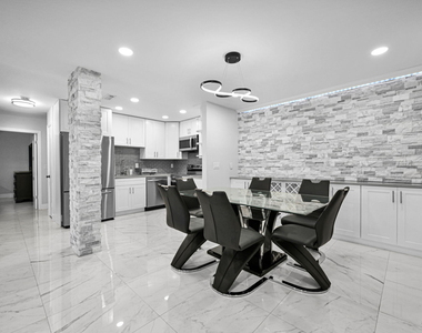 6279 Bay Club Drive - Photo Thumbnail 1