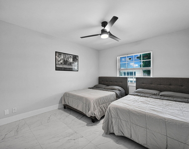 6279 Bay Club Drive - Photo Thumbnail 16