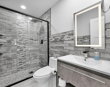 6279 Bay Club Drive - Photo Thumbnail 9