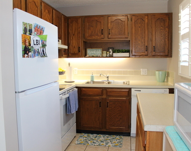 30 Lake Vista Trail - Photo Thumbnail 3