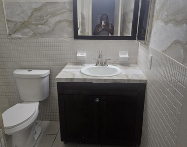 4140 Nw 30th Terrace - Photo Thumbnail 4
