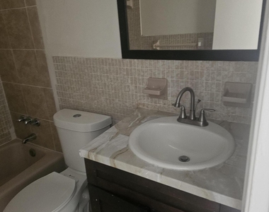4140 Nw 30th Terrace - Photo Thumbnail 3