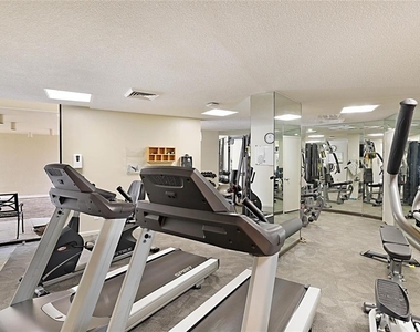 2800 N Ocean Drive - Photo Thumbnail 23