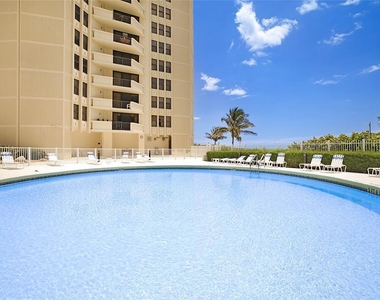 2800 N Ocean Drive - Photo Thumbnail 25