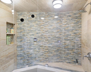 2800 N Ocean Drive - Photo Thumbnail 16