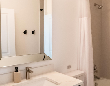 214 N C Street - Photo Thumbnail 11