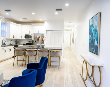 214 N C Street - Photo Thumbnail 2