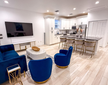 214 N C Street - Photo Thumbnail 1