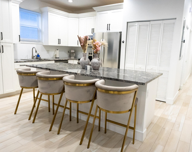 214 N C Street - Photo Thumbnail 3