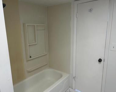 3900 Nw 76th Avenue - Photo Thumbnail 13