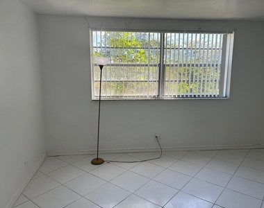 3900 Nw 76th Avenue - Photo Thumbnail 11