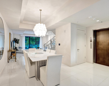 3030 N Ocean Boulevard - Photo Thumbnail 8