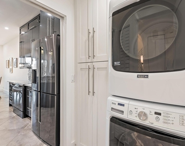 503 Resort Lane - Photo Thumbnail 12