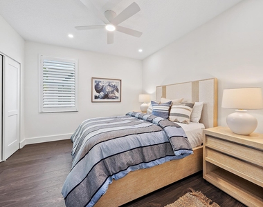 503 Resort Lane - Photo Thumbnail 14