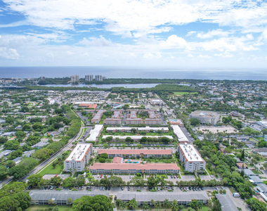 250 Ne 20th Street - Photo Thumbnail 26