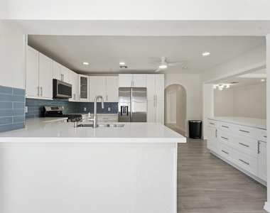 1641 Ne 56th Court - Photo Thumbnail 7