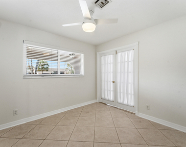 1641 Ne 56th Court - Photo Thumbnail 10