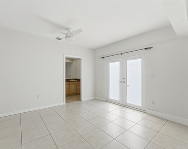 1641 Ne 56th Court - Photo Thumbnail 13