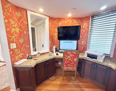 176 Helios Drive - Photo Thumbnail 11